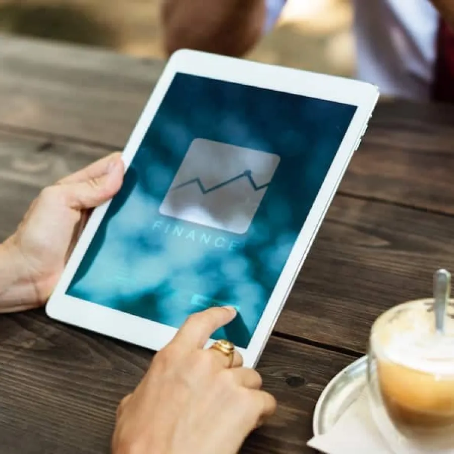Top 3 Reasons Why Small Businesses Must Go Mobile