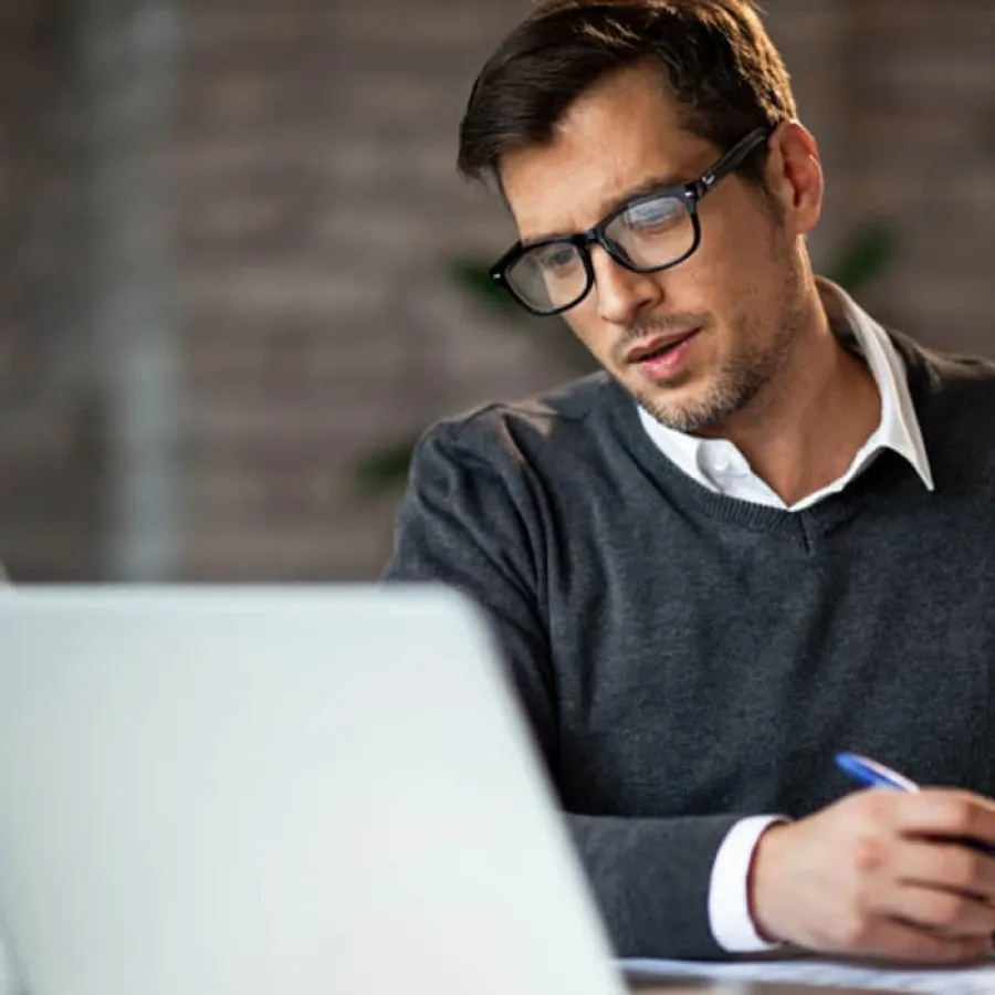 What Are Industry Benchmarks for Accounts Payable Efficiency?