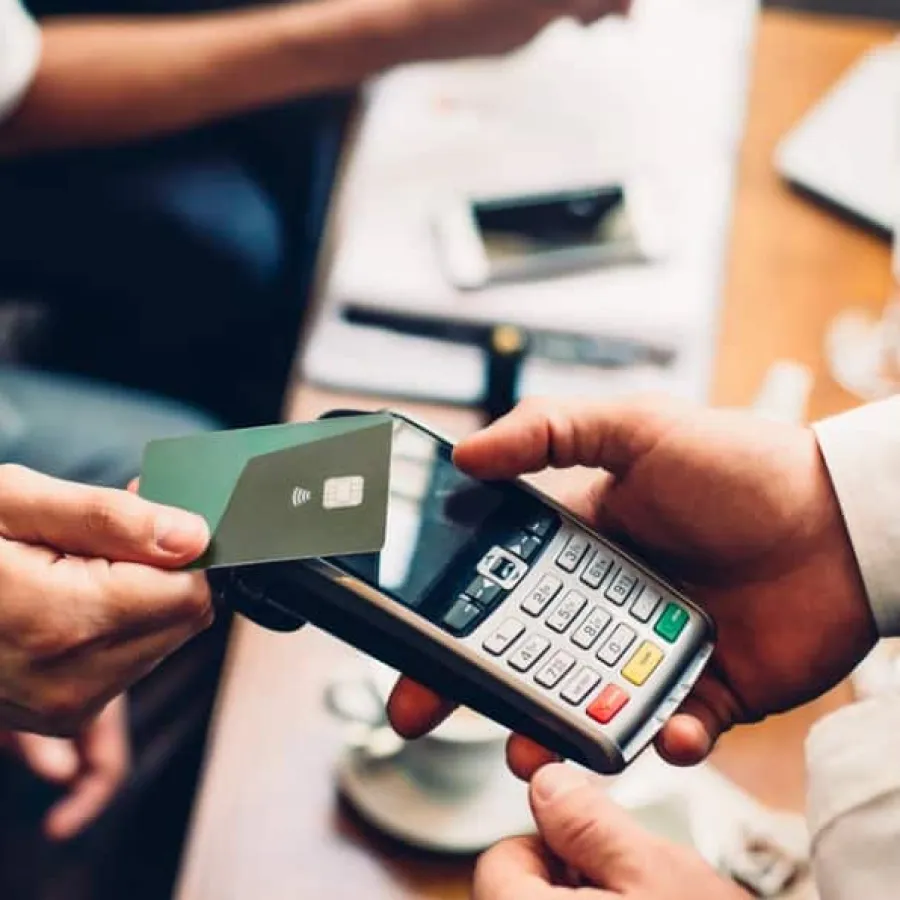 Cash vs. Corporate Card Spend: Does it Really Impact Company Savings?